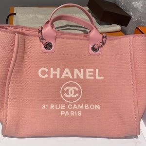 ❌ SOLD❌2021 Chanel Deauville shopping tote